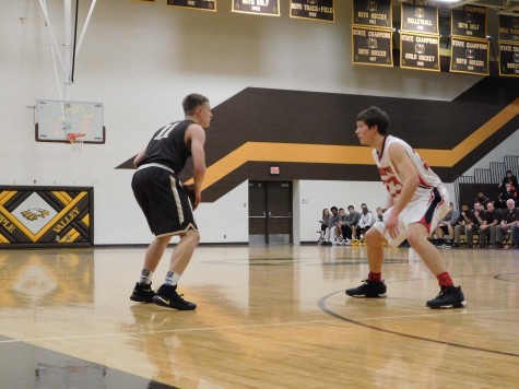 Apple Valley's Luke Martens looks to make a play on Thursday night