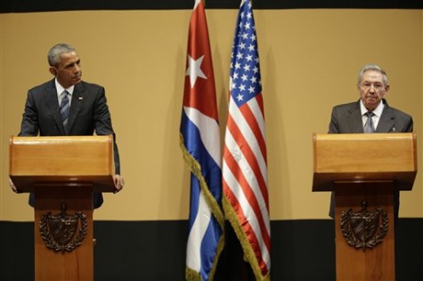 U.S. President Barack Obama, left, listens to Cuba's President Raul Castro, during a joint statement in Havana, Cuba, Monday, March 21, 2016. 