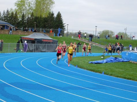 Senior Bailey Roberts coming in on second lap in the 800 meter race