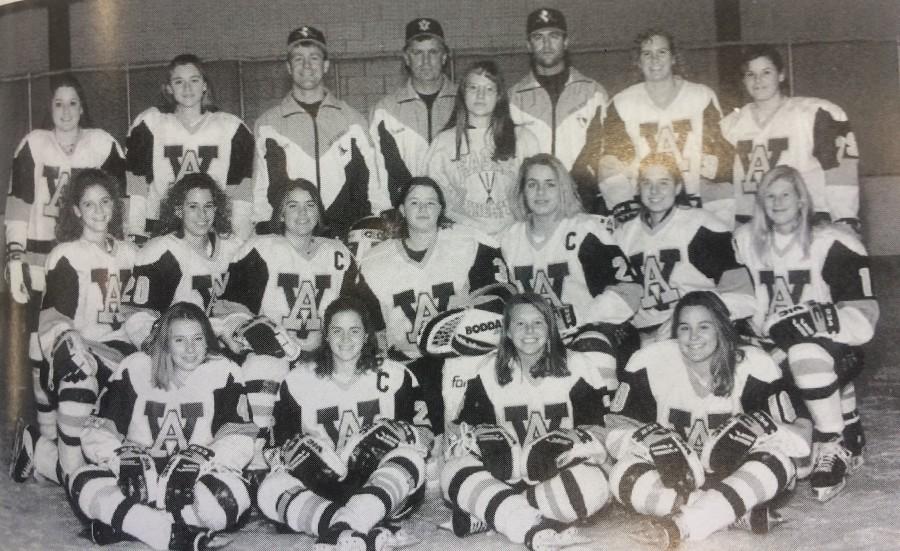 1994-95 Apple Valley Girls Hockey team photo