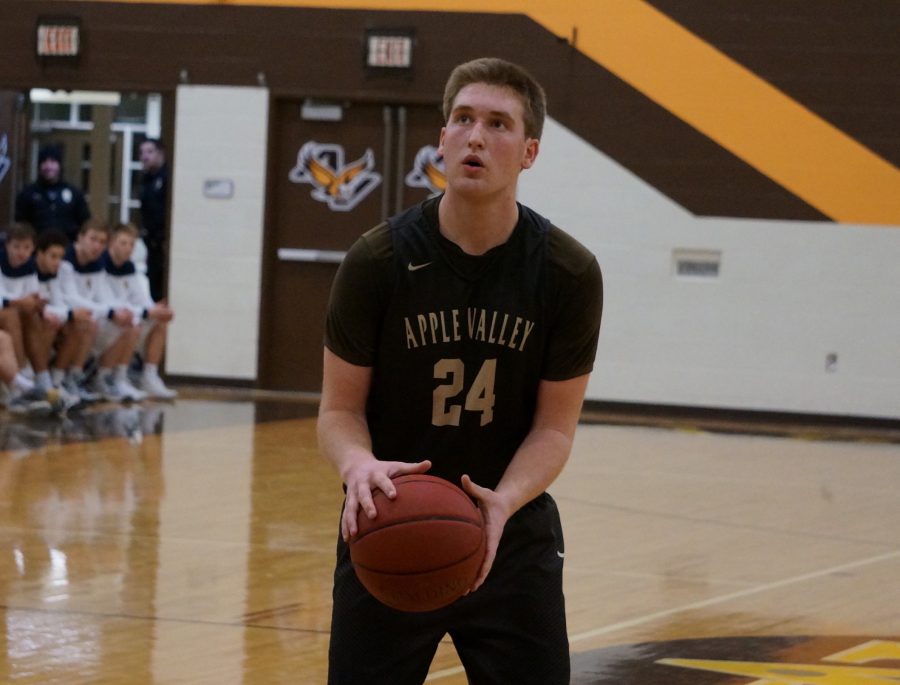 Senior Mason Morse at the free throw line against Prior Lake.